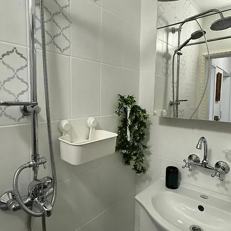 公寓 The Master And Margarita Apartment, майстора и маргарита 2