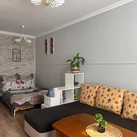 Apartmán The Master And Margarita Apartment, майстора и маргарита 2 *